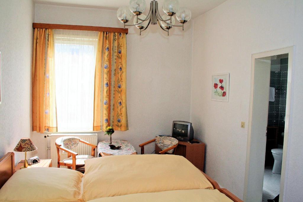 Hotel Fernblick Бад-Гарцбург Номер фото