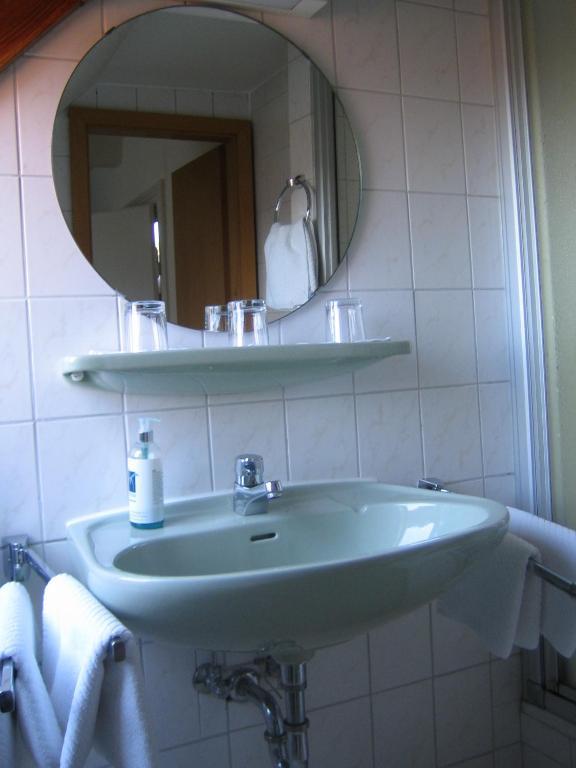 Hotel Fernblick Бад-Гарцбург Номер фото